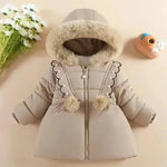 Jaqueta_Inverno_Bege_com_Capuz