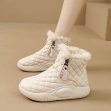 Bota Feminina Para Inverno com Zíper Solado Grosso ( Promoção )