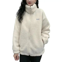 Jaqueta Feminina Para Inverno com Zíper e Detalhes Splice