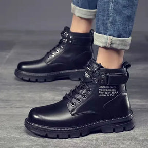 Bota Masculina de Cano Alto Estilo Motoqueiro Impermeável com Design Casual