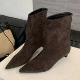 Bota Feminina de Bico Fino Salto Baixo Vintage