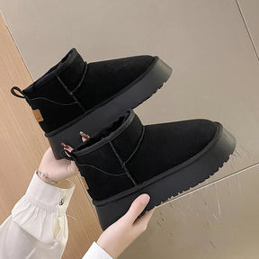 Bota Feminina Curta Acolchoada Plataforma Confortável - (Promoção de Inverno )
