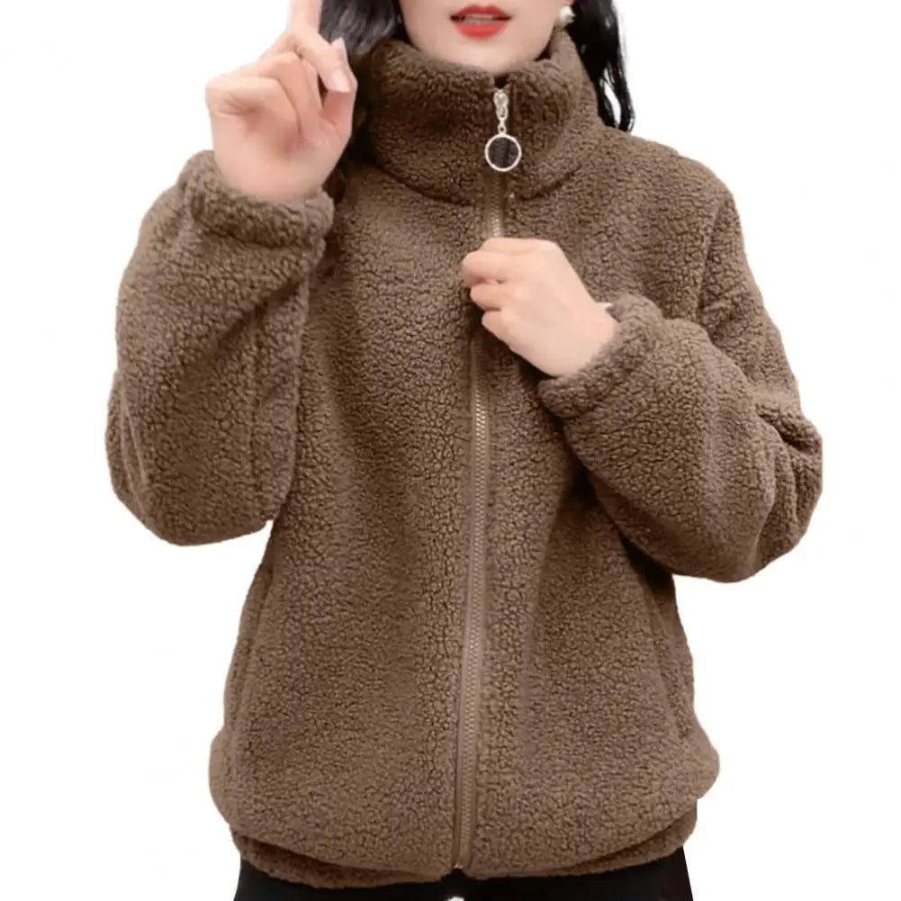 Jaqueta Feminina Para Inverno com Zíper e Detalhes Splice