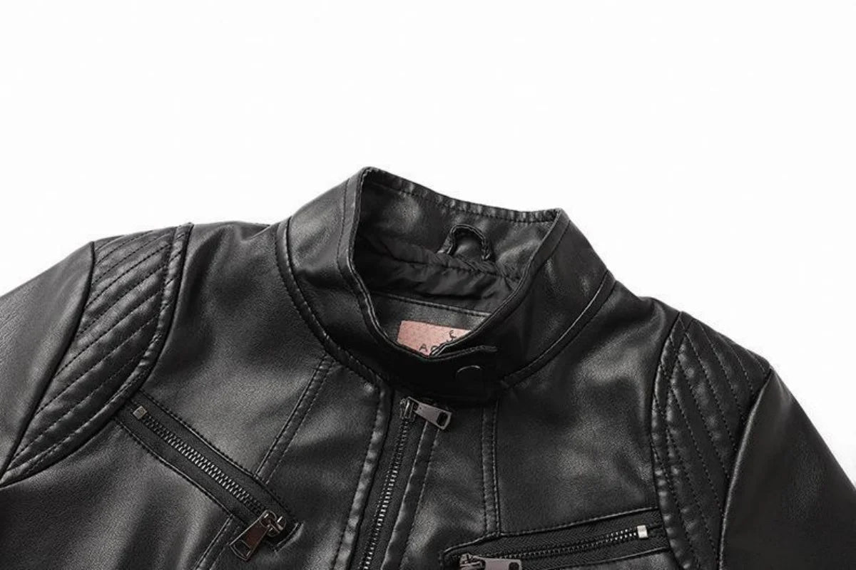 Jaqueta Feminina Slim Black Luxe com Gola Alta Estilo Motociclista