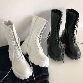 Bota Feminina Cano Médio Cadarço e Zíper com Plataforma Confortável